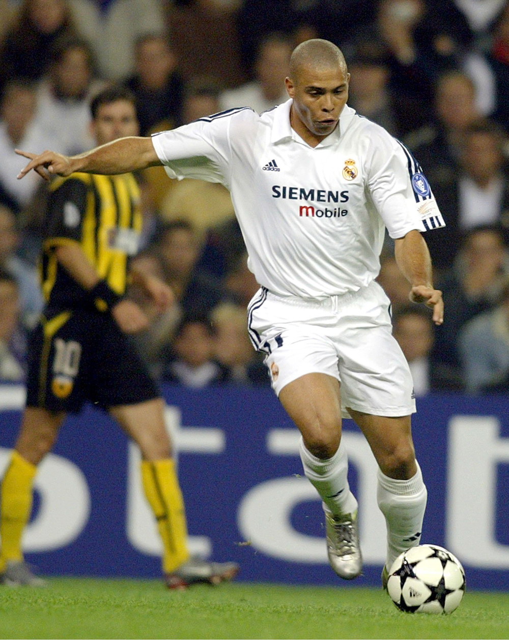 只是直线冲 只是直线冲