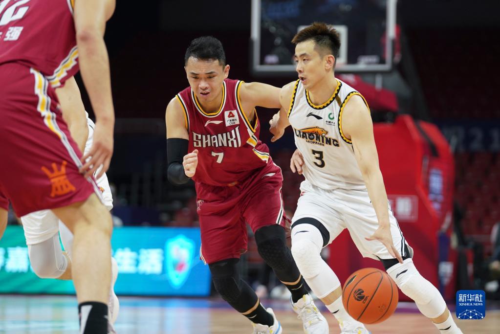 侧翼切入牵 侧翼切入牵